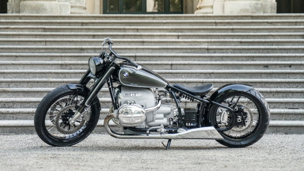 &Sigma;&tau;&iota;&sigmaf; 3 &Alpha;&pi;&rho;&iota;&lambda;ί&omicron;&upsilon; &eta; &pi;&alpha;&rho;&omicron;&upsilon;&sigma;ί&alpha;&sigma;&eta; &tau;&eta;&sigmaf; &nu;έ&alpha;&sigmaf; BMW R 18