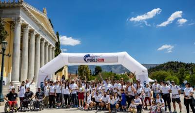 Wings for Life World Run 2025: &Kappa;&upsilon;&rho;&iota;&alpha;&kappa;ή 4 &Mu;&alpha;ΐ&omicron;&upsilon; &ndash; &Tau;&rho;έ&chi;&omicron;&upsilon;&mu;&epsilon; &mu;&alpha;&zeta;ί, &delta;ί&nu;&omicron;&upsilon;&mu;&epsilon; &epsilon;&lambda;&pi;ί&delta;&alpha;