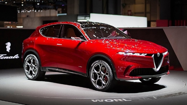 Alfa Romeo Tonale: &laquo;&Beta;&rho;&alpha;&beta;&epsilon;ί&omicron; &kappa;&omicron;&iota;&nu;&omicron;ύ&raquo; &sigma;&tau;&alpha; Car Of The Year Awards 2021