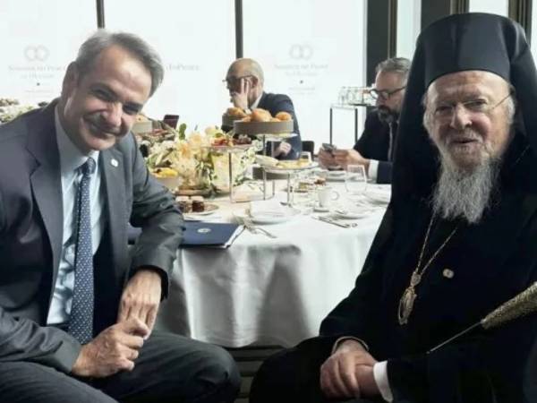 &Sigma;&upsilon;&nu;ά&nu;&tau;&eta;&sigma;&eta; &Kappa;&upsilon;&rho;. &Mu;&eta;&tau;&sigma;&omicron;&tau;ά&kappa;&eta; &mu;&epsilon; &tau;&omicron;&nu; &Omicron;&iota;&kappa;&omicron;&upsilon;&mu;&epsilon;&nu;&iota;&kappa;ό &Pi;&alpha;&tau;&rho;&iota;ά&rho;&chi;&eta; &Beta;&alpha;&rho;&theta;&omicron;&lambda;&omicron;&mu;&alpha;ί&omicron; &sigma;&tau;&eta;&nu; &Epsilon;&lambda;&beta;&epsilon;&tau;ί&alpha;