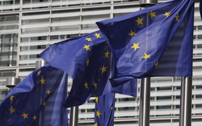 &Kappa;&omicron;&mu;&iota;&sigma;&iota;ό&nu;: 2,7 &delta;&iota;&sigma;. &epsilon;&upsilon;&rho;ώ &gamma;&iota;&alpha; &tau;&eta;&nu; &Epsilon;&lambda;&lambda;ά&delta;&alpha; &mu;έ&sigma;&omega; &tau;&omicron;&upsilon; &pi;&rho;&omicron;&gamma;&rho;ά&mu;&mu;&alpha;&tau;&omicron;&sigmaf; SURE &gamma;&iota;&alpha; &tau;&eta;&nu; &alpha;&nu;&tau;&iota;&mu;&epsilon;&tau;ώ&pi;&iota;&sigma;&eta; &tau;&eta;&sigmaf; &pi;&alpha;&nu;&delta;&eta;&mu;ί&alpha;&sigmaf;