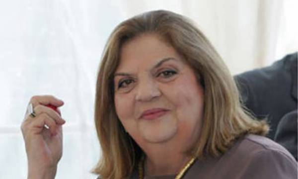 &Pi;έ&theta;&alpha;&nu;&epsilon; &eta; &pi;&rho;ώ&eta;&nu; &beta;&omicron;&upsilon;&lambda;&epsilon;&upsilon;&tau;ή&sigmaf; &tau;&eta;&sigmaf; &Nu;&Delta;, Έ&lambda;&sigma;&alpha; &Pi;&alpha;&pi;&alpha;&delta;&eta;&mu;&eta;&tau;&rho;ί&omicron;&upsilon;