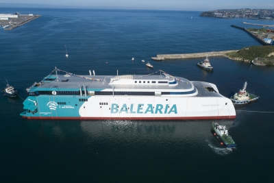 Bale&agrave;ria launches an innovative fast ferry, the first in the world with natural gas internal combustion engines