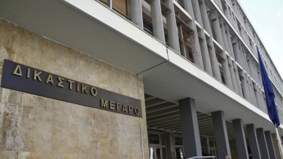&Omicron;&iota; &nu;έ&epsilon;&sigmaf; &Delta;&iota;&omicron;&iota;&kappa;ή&sigma;&epsilon;&iota;&sigmaf; &sigma;&tau;&alpha; &Delta;&iota;&kappa;&alpha;&sigma;&tau;ή&rho;&iota;&alpha; &tau;&eta;&sigmaf; &Theta;&epsilon;&sigma;&sigma;&alpha;&lambda;&omicron;&nu;ί&kappa;&eta;&sigmaf;