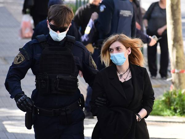 Έ&nu;&omicron;&chi;&eta; &eta; &Rho;&omicron;ύ&lambda;&alpha; &Pi;&iota;&sigma;&pi;&iota;&rho;ί&gamma;&kappa;&omicron;&upsilon; &gamma;&iota;&alpha; &tau;&eta;&nu; &alpha;&nu;&theta;&rho;&omega;&pi;&omicron;&kappa;&tau;&omicron;&nu;ί&alpha; &tau;&eta;&sigmaf; &kappa;ό&rho;&eta;&sigmaf; &tau;&eta;&sigmaf; &Tau;&zeta;&omega;&rho;&tau;&zeta;ί&nu;&alpha;&sigmaf;