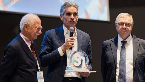 Win Medica &kappa;&alpha;&iota; Pharmanutra &epsilon;&nu;&iota;&sigma;&chi;ύ&omicron;&upsilon;&nu; &tau;&eta; &sigma;&tau;&rho;&alpha;&tau;&eta;&gamma;&iota;&kappa;ή &tau;&omicron;&upsilon;&sigmaf; &sigma;&upsilon;&nu;&epsilon;&rho;&gamma;&alpha;&sigma;ί&alpha; &ndash; &Delta;&iota;&epsilon;&theta;&nu;ή&sigmaf; &delta;&iota;ά&kappa;&rho;&iota;&sigma;&eta; &gamma;&iota;&alpha; &tau;&omicron; SiderAL Forte