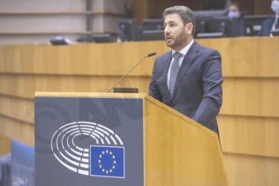 &Nu;. &Alpha;&nu;&delta;&rho;&omicron;&upsilon;&lambda;ά&kappa;&eta;&sigmaf; &pi;&rho;&omicron;&sigmaf; &Mu;&pi;&omicron;&rho;έ&lambda;: &laquo;&Mu;&eta;&nu; &epsilon;&xi;&epsilon;&lambda;&iota;&chi;&theta;&epsilon;ί&tau;&epsilon; &sigma;&epsilon; &Pi;ό&nu;&tau;&iota;&omicron; &Pi;&iota;&lambda;ά&tau;&omicron;&raquo;