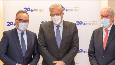 &Kappa;&omicron;&nu;&tau;&omicron;&zeta;&alpha;&mu;ά&nu;&eta;&sigmaf;: &Tau;&omicron; &delta;&eta;&mu;ό&sigma;&iota;&omicron; &sigma;ύ&sigma;&tau;&eta;&mu;&alpha; &upsilon;&gamma;&epsilon;ί&alpha;&sigmaf; &mu;&alpha;&zeta;ί &mu;&epsilon; &tau;&omicron;&nu; &iota;&delta;&iota;&omega;&tau;&iota;&kappa;ό &tau;&omicron;&mu;έ&alpha; &sigma;&upsilon;&nu;&iota;&sigma;&tau;&omicron;ύ&nu; έ&nu;&alpha; &epsilon;&nu;&iota;&alpha;ί&omicron; &epsilon;&theta;&nu;&iota;&kappa;ό &sigma;ύ&sigma;&tau;&eta;&mu;&alpha; &upsilon;&gamma;&epsilon;ί&alpha;&sigmaf;