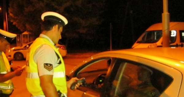 &Sigma;&tau;&eta;&nu; &laquo;&tau;&sigma;&iota;&mu;&pi;ί&delta;&alpha;&raquo; &tau;&eta;&sigmaf; &Tau;&rho;&omicron;&chi;&alpha;ί&alpha;&sigmaf; 232 ά&tau;&omicron;&mu;&alpha; &upsilon;&pi;ό &tau;&eta;&nu; &epsilon;&pi;ή&rho;&epsilon;&iota;&alpha; &alpha;&lambda;&kappa;&omicron;ό&lambda; &tau;&eta;&nu; &pi;&epsilon;&rho;&alpha;&sigma;&mu;έ&nu;&eta; &Pi;&alpha;&rho;&alpha;&sigma;&kappa;&epsilon;&upsilon;ή &kappa;&alpha;&iota; &tau;&omicron; &Sigma;ά&beta;&beta;&alpha;&tau;&omicron;