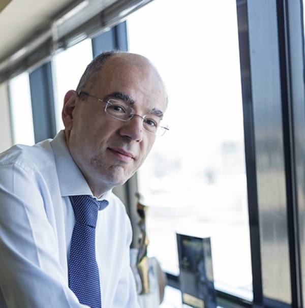 &Upsilon;&pi;&epsilon;&rho;&tau;&alpha;&mu;&epsilon;ί&omicron;: &Omicron; &Gamma;&iota;ώ&rho;&gamma;&omicron;&sigmaf; &Sigma;&pi;&eta;&lambda;&iota;ό&pi;&omicron;&upsilon;&lambda;&omicron;&sigmaf; &nu;έ&omicron;&sigmaf; CEO &tau;&omicron;&upsilon; &omicron;&mu;ί&lambda;&omicron;&upsilon; &Omicron;&Alpha;&Sigma;&Alpha;