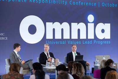 Omnia: &Eta; &epsilon;&pi;&iota;&sigma;&tau;ή&mu;&eta;, &eta; &pi;&omicron;&lambda;&iota;&tau;&iota;&kappa;ή &kappa;&alpha;&iota; &eta; &alpha;&gamma;&omicron;&rho;ά &mu;&pi;&omicron;&rho;&omicron;ύ&nu; &nu;&alpha; &beta;&rho;&omicron;&upsilon;&nu; &kappa;&omicron;&iota;&nu;ό έ&delta;&alpha;&phi;&omicron;&sigmaf; &gamma;&iota;&alpha; &lambda;ύ&sigma;&epsilon;&iota;&sigmaf; &epsilon;&phi;&alpha;&rho;&mu;ό&sigma;&iota;&mu;&epsilon;&sigmaf;, &alpha;&nu;&tau;&alpha;&gamma;&omega;&nu;&iota;&sigma;&tau;&iota;&kappa;έ&sigmaf; &kappa;&alpha;&iota; &delta;ί&kappa;&alpha;&iota;&epsilon;&sigmaf;