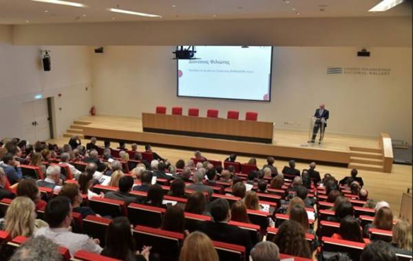 &Phi;&Alpha;&Rho;&Mu;&Alpha;&Sigma;&Epsilon;&Rho;&Beta;-&Lambda;&Iota;&Lambda;&Lambda;&Upsilon;: 25 &chi;&rho;ό&nu;&iota;&alpha; έ&rho;&epsilon;&upsilon;&nu;&alpha; &kappa;&alpha;&iota; &alpha;&nu;ά&pi;&tau;&upsilon;&xi;&eta; - &Epsilon;&pi;&epsilon;&nu;&delta;ύ&sigma;&epsilon;&iota;&sigmaf; ά&nu;&omega; &tau;&omega;&nu; 70 &epsilon;&kappa;&alpha;&tau;. &epsilon;&upsilon;&rho;ώ