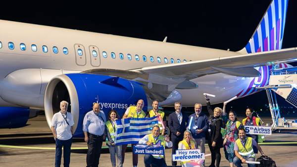 SKY express: &Pi;&alpha;&rho;έ&lambda;&alpha;&beta;&epsilon; &alpha;&kappa;ό&mu;&eta; έ&nu;&alpha; &nu;έ&omicron;, &upsilon;&pi;&epsilon;&rho;&sigma;ύ&gamma;&chi;&rho;&omicron;&nu;&omicron; Airbus &Alpha;320neo