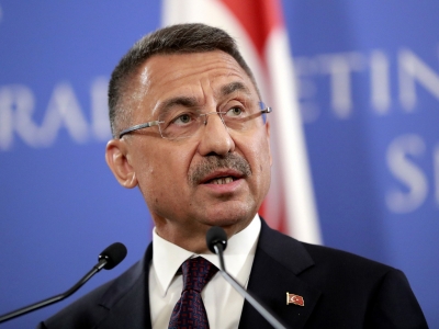 &Nu;έ&alpha; &tau;&omicron;&upsilon;&rho;&kappa;&iota;&kappa;ή Navtex &alpha;&nu;ά&mu;&epsilon;&sigma;&alpha; &sigma;&epsilon; &Rho;ό&delta;&omicron; &kappa;&alpha;&iota; &Kappa;ύ&pi;&rho;&omicron; - &Phi;&omicron;&upsilon;ά&tau; &Omicron;&kappa;&tau;ά&iota;: &laquo;&Alpha;&nu; &tau;&alpha; 12 &nu;&alpha;&upsilon;&tau;&iota;&kappa;ά &mu;ί&lambda;&iota;&alpha; &delta;&epsilon;&nu; &epsilon;ί&nu;&alpha;&iota; &alpha;&iota;&tau;ί&alpha; &pi;&omicron;&lambda;έ&mu;&omicron;&upsilon;, &tau;ό&tau;&epsilon; &tau;&iota; &epsilon;ί&nu;&alpha;&iota;&raquo;;