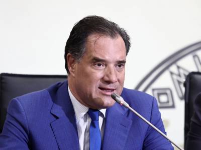 Ά&delta;. &Gamma;&epsilon;&omega;&rho;&gamma;&iota;ά&delta;&eta;&sigmaf;: O&iota; &alpha;&mu;&omicron;&iota;&beta;έ&sigmaf; &tau;&omega;&nu; &gamma;&iota;&alpha;&tau;&rho;ώ&nu; &tau;&omicron;&upsilon; &Epsilon;&Sigma;&Upsilon; &delta;&epsilon;&nu; &epsilon;ί&nu;&alpha;&iota; &alpha;&mu;&epsilon;&lambda;&eta;&tau;έ&epsilon;&sigmaf;