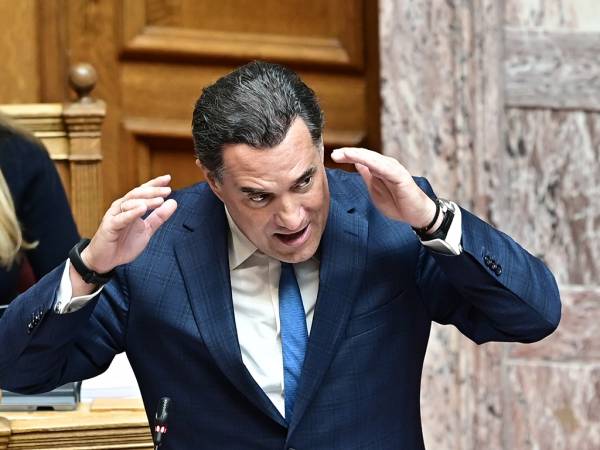 &Gamma;&epsilon;&omega;&rho;&gamma;&iota;ά&delta;&eta;&sigmaf; &kappa;&alpha;&tau;ά &Kappa;&omega;&nu;&sigma;&tau;&alpha;&nu;&tau;&omicron;&pi;&omicron;ύ&lambda;&omicron;&upsilon;: &laquo;&Epsilon;ί&nu;&alpha;&iota; &upsilon;&sigma;&tau;&epsilon;&rho;&iota;&kappa;ή, &alpha;&pi;&alpha;ί&sigma;&iota;&alpha;, &tau;ύ&rho;&alpha;&nu;&nu;&omicron;&sigmaf;, &beta;&iota;ά&zeta;&epsilon;&iota; &tau;&omicron; &Kappa;&omicron;&iota;&nu;&omicron;&beta;&omicron;ύ&lambda;&iota;&omicron;&raquo;
