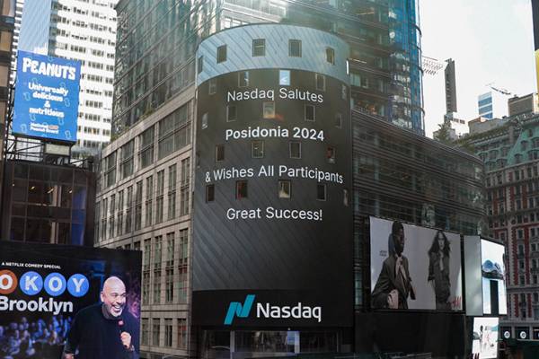 &Omicron; Nasdaq &chi;&alpha;&iota;&rho;&epsilon;&tau;ί&zeta;&epsilon;&iota; &tau;&alpha; &Pi;&omicron;&sigma;&epsilon;&iota;&delta;ώ&nu;&iota;&alpha; 2024 &kappa;&alpha;&iota; &tau;&eta;&nu; &epsilon;&lambda;&lambda;&eta;&nu;&iota;&kappa;ή &nu;&alpha;&upsilon;&tau;&iota;&lambda;ί&alpha;