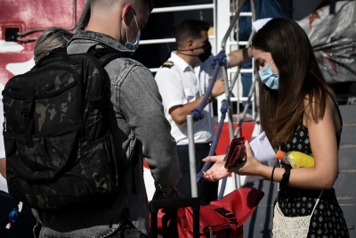 &Epsilon;&kappa;&alpha;&tau;&omicron;&nu;&tau;ά&delta;&epsilon;&sigmaf; &pi;&alpha;&rho;&alpha;&beta;ά&sigma;&epsilon;&iota;&sigmaf; &tau;&omega;&nu; &mu;έ&tau;&rho;&omega;&nu; &kappa;&alpha;&tau;ά &tau;&omicron;&upsilon; &kappa;&omicron;&rho;&omega;&nu;&omicron;ϊ&omicron;ύ &sigma;&epsilon; ό&lambda;&eta; &tau;&eta;&nu; &Epsilon;&lambda;&lambda;ά&delta;&alpha;