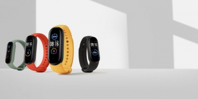 Xiaomi: &Tau;&omicron; Mi 10 Lite &kappa;&alpha;&iota; &tau;&omicron; Mi Smart Band 5 &epsilon;&pi;&iota;&sigma;ή&mu;&omega;&sigmaf; &delta;&iota;&alpha;&theta;έ&sigma;&iota;&mu;&alpha; &sigma;&tau;&eta;&nu; &Epsilon;&lambda;&lambda;ά&delta;&alpha;