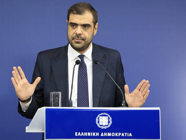 &Mu;&alpha;&rho;&iota;&nu;ά&kappa;&eta;&sigmaf;: &Tau;&eta;&nu; &Tau;&epsilon;&tau;ά&rho;&tau;&eta; &omicron;&iota; &alpha;&nu;&alpha;&kappa;&omicron;&iota;&nu;ώ&sigma;&epsilon;&iota;&sigmaf; &tau;&omega;&nu; &mu;έ&tau;&rho;&omega;&nu; &gamma;&iota;&alpha; &tau;&omicron;&upsilon;&sigmaf; &alpha;&gamma;&rho;ό&tau;&epsilon;&sigmaf; - &Delta;&epsilon;&nu; &upsilon;&pi;ά&rho;&chi;&epsilon;&iota; ά&lambda;&lambda;&eta; &upsilon;&pi;&omicron;&mu;&omicron;&nu;ή