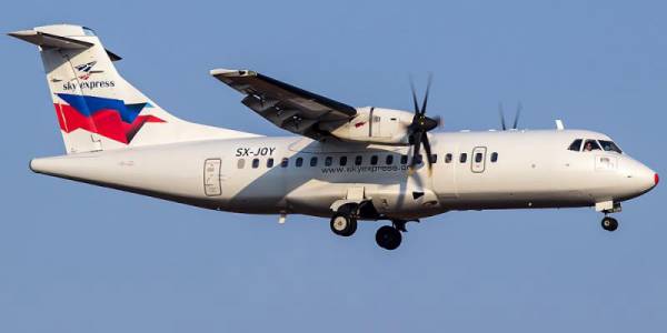 SKY express: &Sigma;&upsilon;&nu;&epsilon;&rho;&gamma;&alpha;&sigma;ί&alpha; &mu;&epsilon; &tau;&eta;&nu; Transavia France &gamma;&iota;&alpha; &kappa;&omicron;&iota;&nu;έ&sigmaf; &pi;&tau;ή&sigma;&epsilon;&iota;&sigmaf;