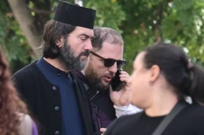 &Alpha;&nu;&alpha;&beta;&lambda;ή&theta;&eta;&kappa;&epsilon; &gamma;&iota;&alpha; &tau;&eta;&nu; 1&eta; &Omicron;&kappa;&tau;&omega;&beta;&rho;ί&omicron;&upsilon; &eta; &delta;ί&kappa;&eta; &tau;&omicron;&upsilon; &pi;. &Alpha;&nu;&tau;&omega;&nu;ί&omicron;&upsilon;