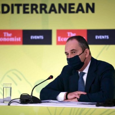 &Gamma;. &Pi;&lambda;&alpha;&kappa;&iota;&omega;&tau;ά&kappa;&eta;&sigmaf;: &laquo;&Eta; &Epsilon;&lambda;&lambda;ά&delta;&alpha; έ&chi;&epsilon;&iota; &alpha;&gamma;&kappa;&alpha;&lambda;&iota;ά&sigma;&epsilon;&iota; &tau;&omicron; Blue Growth &kappa;&alpha;&iota; &sigma;&tau;&eta;&rho;ί&zeta;&epsilon;&iota; &pi;&lambda;ή&rho;&omega;&sigmaf; &tau;&eta;&nu; &Epsilon;&upsilon;&rho;&omega;&pi;&alpha;ϊ&kappa;ή &Pi;&rho;ά&sigma;&iota;&nu;&eta; &Sigma;&upsilon;&mu;&phi;&omega;&nu;ί&alpha;&raquo;