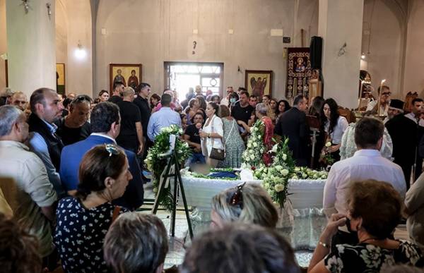 &Pi;&lambda;ή&theta;&omicron;&sigmaf; &kappa;ό&sigma;&mu;&omicron;&upsilon; &sigma;&tau;&eta;&nu; &kappa;&eta;&delta;&epsilon;ί&alpha; &tau;&omicron;&upsilon; 36&chi;&rho;&omicron;&nu;&omicron;&upsilon; &Alpha;&nu;&tau;ώ&nu;&eta;
