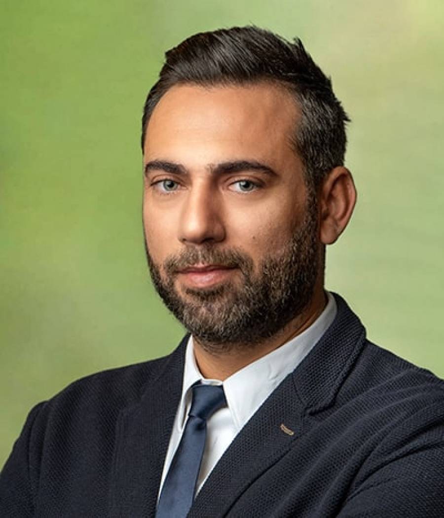 Trastor: &Omicron; &Gamma;&epsilon;ώ&rho;&gamma;&iota;&omicron;&sigmaf; &Phi;&iota;&lambda;ό&pi;&omicron;&upsilon;&lambda;&omicron;&sigmaf; &alpha;&nu;&alpha;&lambda;&alpha;&mu;&beta;ά&nu;&epsilon;&iota; Chief Investment Officer