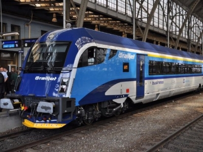Czech Republic: EIB signs a CZK 2.57 billion loan with the South-Moravia region to modernise passenger trains and increase the efficiency of railway services