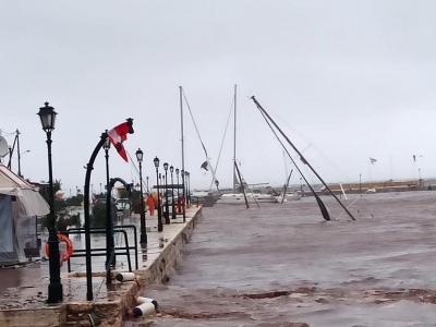 &Kappa;&epsilon;&phi;&alpha;&lambda;&omicron;&nu;&iota;ά: 43 &sigma;&kappa;ά&phi;&eta; &beta;&upsilon;&theta;ί&sigma;&tau;&eta;&kappa;&alpha;&nu; &lambda;ό&gamma;&omega; &tau;&eta;&sigmaf; &kappa;&alpha;&kappa;&omicron;&kappa;&alpha;&iota;&rho;ί&alpha;&sigmaf;