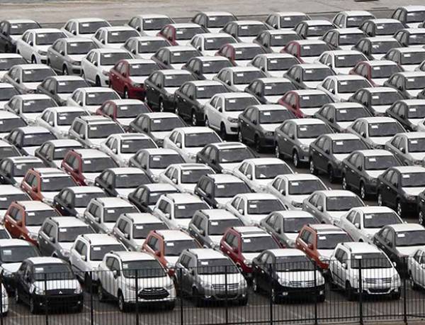 &Epsilon;&Lambda;&Sigma;&Tau;&Alpha;&Tau;: &Alpha;ύ&xi;&eta;&sigma;&eta; &kappa;&alpha;&tau;ά 4,9% &sigma;&tau;&iota;&sigmaf; &pi;&omega;&lambda;ή&sigma;&epsilon;&iota;&sigmaf; &alpha;&upsilon;&tau;&omicron;&kappa;&iota;&nu;ή&tau;&omega;&nu; &tau;&omicron;&nu; &Mu;ά&rho;&tau;&iota;&omicron;