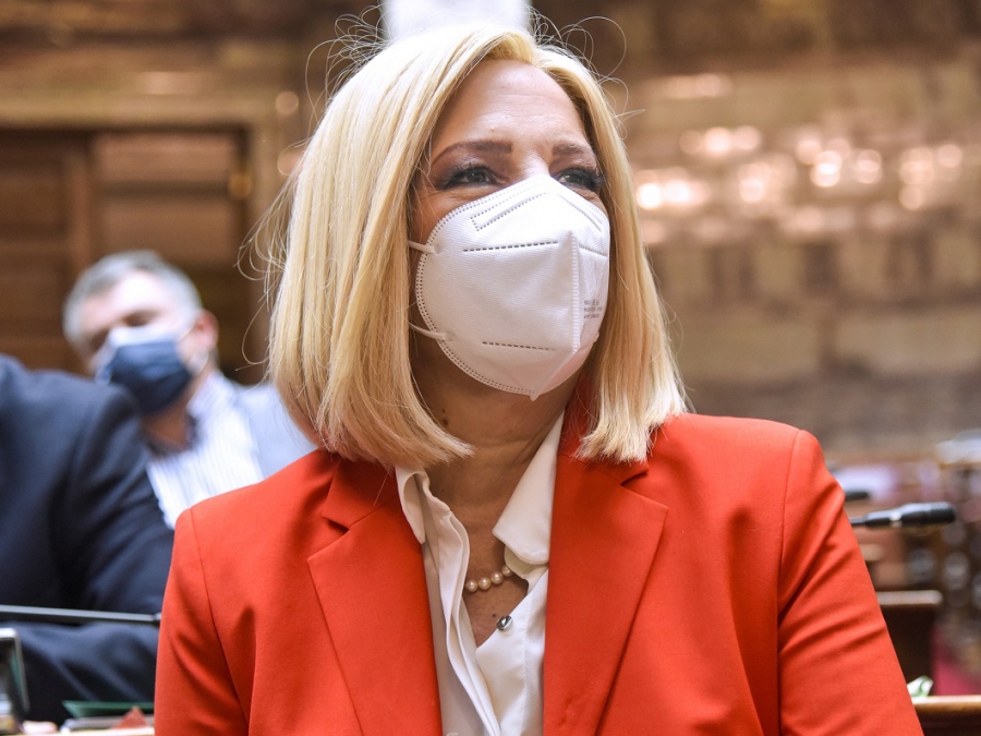 &Sigma;&tau;&eta;&nu; &pi;&upsilon;&rho;ό&pi;&lambda;&eta;&kappa;&tau;&eta; &Gamma;&omicron;&rho;&tau;&upsilon;&nu;ί&alpha; &tau;&eta;&nu; &Pi;&alpha;&rho;&alpha;&sigma;&kappa;&epsilon;&upsilon;ή &eta; &Phi;. &Gamma;&epsilon;&nu;&nu;&eta;&mu;&alpha;&tau;ά - &Epsilon;&pi;ί&theta;&epsilon;&sigma;&eta; &sigma;&epsilon; &Mu;&eta;&tau;&sigma;&omicron;&tau;ά&kappa;&eta; &gamma;&iota;&alpha; &pi;&upsilon;&rho;&kappa;&alpha;&gamma;&iota;έ&sigmaf;