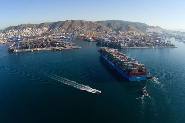 Cosco: &Nu;έ&epsilon;&sigmaf; &epsilon;&pi;&epsilon;&nu;&delta;ύ&sigma;&epsilon;&iota;&sigmaf; &sigma;&tau;&omicron; &lambda;&iota;&mu;ά&nu;&iota; &tau;&omicron;&upsilon; &Pi;&epsilon;&iota;&rho;&alpha;&iota;ά &gamma;&iota;&alpha; &alpha;ύ&xi;&eta;&sigma;&eta; &delta;&upsilon;&nu;&alpha;&mu;&iota;&kappa;ό&tau;&eta;&tau;&alpha;&sigmaf;
