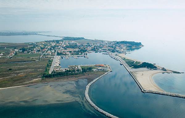 &Epsilon;&Tau;&Alpha;&Delta;: &Pi;&rho;&omicron;&kappa;ή&rho;&upsilon;&xi;&eta; &eta;&lambda;&epsilon;&kappa;&tau;&rho;&omicron;&nu;&iota;&kappa;&omicron;ύ &delta;&iota;&alpha;&gamma;&omega;&nu;&iota;&sigma;&mu;&omicron;ύ &gamma;&iota;&alpha; &tau;&eta; &mu;&alpha;&kappa;&rho;&omicron;&chi;&rho;ό&nu;&iota;&alpha; &epsilon;&kappa;&mu;ί&sigma;&theta;&omega;&sigma;&eta; &tau;&omicron;&upsilon; &Kappa;ά&mu;&pi;&iota;&nu;&gamma;&kappa; &Phi;&alpha;&nu;&alpha;&rho;ί&omicron;&upsilon; &Kappa;&omicron;&mu;&omicron;&tau;&eta;&nu;ή&sigmaf;