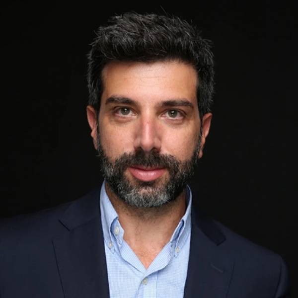 Unilever: &Nu;έ&omicron;&sigmaf; CFO &omicron; &Nu;ί&kappa;&omicron;&sigmaf; &Kappa;&omicron;&upsilon;&beta;&alpha;&rho;ά&sigmaf;