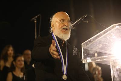 Έ&phi;&upsilon;&gamma;&epsilon; &alpha;&pi;ό &tau;&eta; &zeta;&omega;ή &omicron; &Delta;&iota;&omicron;&nu;ύ&sigma;&eta;&sigmaf; &Sigma;&alpha;&beta;&beta;ό&pi;&omicron;&upsilon;&lambda;&omicron;&sigmaf;