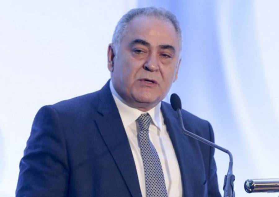 &Gamma;. &Chi;&alpha;&tau;&zeta;&eta;&theta;&epsilon;&omicron;&delta;&omicron;&sigma;ί&omicron;&upsilon; (&Epsilon;&Epsilon;&Alpha;): &Omicron;&iota;&kappa;&omicron;&nu;&omicron;&mu;&iota;&kappa;ή &sigma;&tau;ή&rho;&iota;&xi;&eta; &sigma;&tau;&iota;&sigmaf; &pi;&lambda;&eta;&gamma;&epsilon;ί&sigma;&epsilon;&sigmaf; &epsilon;&pi;&iota;&chi;&epsilon;&iota;&rho;ή&sigma;&epsilon;&iota;&sigmaf; &alpha;&pi;ό &tau;&iota;&sigmaf; &sigma;&upsilon;&nu;&delta;&rho;&omicron;&mu;έ&sigmaf; &tau;&omega;&nu; &mu;&epsilon;&lambda;ώ&nu;