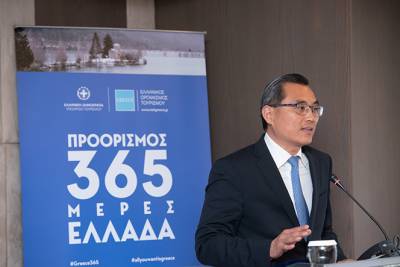 &Omicron;&Lambda;&Pi; &Alpha;&Epsilon;: &Beta;&rho;&alpha;&beta;&epsilon;ί&omicron; &gamma;&iota;&alpha; &tau;&eta; &mu;&epsilon;&gamma;ά&lambda;&eta; &sigma;&upsilon;&nu;&epsilon;&iota;&sigma;&phi;&omicron;&rho;ά &tau;&omicron;&upsilon; &Pi;&epsilon;&iota;&rho;&alpha;&iota;ά &sigma;&tau;&omicron;&nu; &tau;&omicron;&upsilon;&rho;&iota;&sigma;&mu;ό &mu;έ&sigma;&omega; &tau;&eta;&sigmaf; &kappa;&rho;&omicron;&upsilon;&alpha;&zeta;&iota;έ&rho;&alpha;&sigmaf;