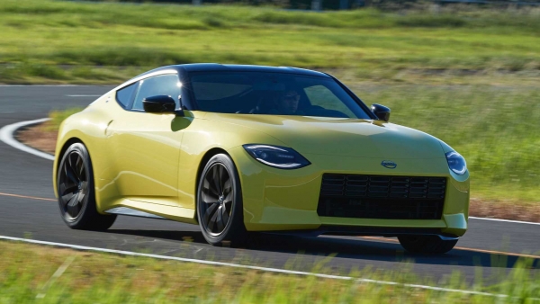 &Eta; Nissan &pi;&alpha;&rho;&omicron;&upsilon;&sigma;ί&alpha;&sigma;&epsilon; &tau;&omicron; Z Proto