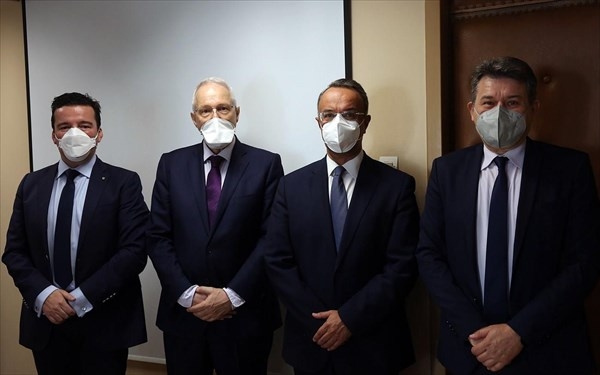 &Eta; &Tau;&rho;ά&pi;&epsilon;&zeta;&alpha; &Alpha;&nu;ά&pi;&tau;&upsilon;&xi;&eta;&sigmaf; &tau;&omicron;&upsilon; &Sigma;&upsilon;&mu;&beta;&omicron;&upsilon;&lambda;ί&omicron;&upsilon; &tau;&eta;&sigmaf; &Epsilon;&upsilon;&rho;ώ&pi;&eta;&sigmaf; (CEB) &kappa;&alpha;&iota; &eta; &Sigma;&upsilon;&nu;&epsilon;&tau;&alpha;&iota;&rho;&iota;&sigma;&tau;&iota;&kappa;ή &Tau;&rho;ά&pi;&epsilon;&zeta;&alpha; &Kappa;&alpha;&rho;&delta;ί&tau;&sigma;&alpha;&sigmaf; &upsilon;&pi;έ&gamma;&rho;&alpha;&psi;&alpha;&nu; &delta;&alpha;&nu;&epsilon;&iota;&alpha;&kappa;ή &sigma;ύ&mu;&beta;&alpha;&sigma;&eta; &gamma;&iota;&alpha; &tau;&eta; &sigma;&tau;ή&rho;&iota;&xi;&eta; &tau;&eta;&sigmaf; &alpha;&pi;&alpha;&sigma;&chi;ό&lambda;&eta;&sigma;&eta;&sigmaf; &sigma;&tau;&eta;&nu; &Epsilon;&lambda;&lambda;ά&delta;&alpha;