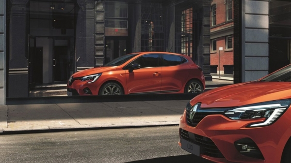Renault CLIO: &Pi;&rho;ώ&tau;&omicron; &mu;&omicron;&nu;&tau;έ&lambda;&omicron; &sigma;&epsilon; &pi;&omega;&lambda;ή&sigma;&epsilon;&iota;&sigmaf; &tau;&omicron;&nu; &Alpha;ύ&gamma;&omicron;&upsilon;&sigma;&tau;&omicron; &sigma;&tau;&eta;&nu; &Epsilon;&lambda;&lambda;ά&delta;&alpha;