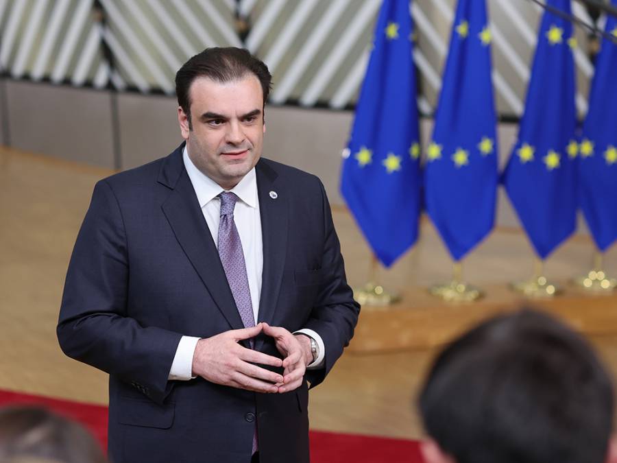 &Kappa;. &Pi;&iota;&epsilon;&rho;&rho;&alpha;&kappa;ά&kappa;&eta;&sigmaf; &alpha;&pi;ό &Sigma;ύ&nu;&omicron;&delta;&omicron; &Kappa;&omicron;&rho;&upsilon;&phi;ή&sigmaf; &Epsilon;&upsilon;&rho;&omega;&zeta;ώ&nu;&eta;&sigmaf;: &laquo;&Pi;&rho;έ&pi;&epsilon;&iota; &nu;&alpha; &epsilon;&sigma;&tau;&iota;ά&sigma;&omicron;&upsilon;&mu;&epsilon; &sigma;&tau;&omicron; &pi;ώ&sigmaf; &theta;&alpha; &sigma;&tau;&eta;&rho;ί&xi;&omicron;&upsilon;&mu;&epsilon; &tau;&alpha; &nu;&omicron;&iota;&kappa;&omicron;&kappa;&upsilon;&rho;&iota;ά, &tau;&iota;&sigmaf; &epsilon;&pi;&iota;&chi;&epsilon;&iota;&rho;ή&sigma;&epsilon;&iota;&sigmaf; &kappa;&alpha;&iota; &tau;&omicron;&upsilon;&sigmaf; &pi;&omicron;&lambda;ί&tau;&epsilon;&sigmaf;&raquo;
