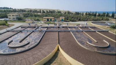 &Epsilon;&Upsilon;&Alpha;&Theta;: &Alpha;&pi;&omicron;&chi;&epsilon;&tau;&epsilon;&upsilon;&tau;&iota;&kappa;ά έ&rho;&gamma;&alpha; ύ&psi;&omicron;&upsilon;&sigmaf; 4,4 &epsilon;&kappa;&alpha;&tau;. &epsilon;&upsilon;&rho;ώ