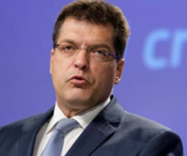 &Pi;έ&theta;&alpha;&nu;&epsilon; &omicron; &delta;&eta;&mu;&omicron;&sigma;&iota;&omicron;&gamma;&rho;ά&phi;&omicron;&sigmaf; &Nu;ά&sigma;&omicron;&sigmaf; &Pi;&omicron;&upsilon;&lambda;&alpha;&kappa;ί&delta;&alpha;&sigmaf;