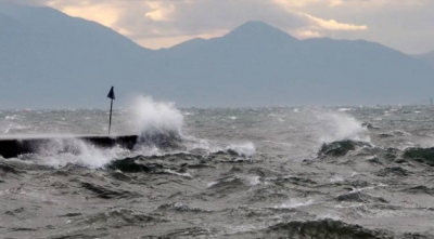 Έ&kappa;&tau;&alpha;&kappa;&tau;&omicron; &delta;&epsilon;&lambda;&tau;ί&omicron; &epsilon;&pi;&iota;&delta;&epsilon;ί&nu;&omega;&sigma;&eta;&sigmaf; &tau;&omicron;&upsilon; &kappa;&alpha;&iota;&rho;&omicron;ύ &mu;&epsilon; &epsilon;&nu;&iota;&sigma;&chi;&upsilon;&mu;έ&nu;&omicron;&upsilon;&sigmaf; &alpha;&nu;έ&mu;&omicron;&upsilon;&sigmaf; &kappa;&alpha;&iota; &tau;&omicron;&pi;&iota;&kappa;έ&sigmaf; &iota;&sigma;&chi;&upsilon;&rho;έ&sigmaf; &kappa;&alpha;&tau;&alpha;&iota;&gamma;ί&delta;&epsilon;&sigmaf;