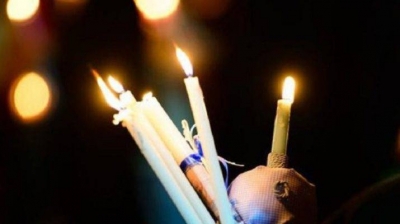 &Alpha;&pi;ό&psi;&epsilon; &tau;&omicron; Ά&gamma;&iota;&omicron; &Phi;&omega;&sigmaf; &kappa;&alpha;&iota; &Pi;&alpha;&nu;&eta;&gamma;&upsilon;&rho;&iota;&kappa;ή &Alpha;&nu;&alpha;&sigma;&tau;ά&sigma;&iota;&mu;&eta; &Alpha;&kappa;&omicron;&lambda;&omicron;&upsilon;&theta;ί&alpha; &sigma;&tau;&iota;&sigmaf; &Epsilon;&kappa;&kappa;&lambda;&eta;&sigma;ί&epsilon;&sigmaf;