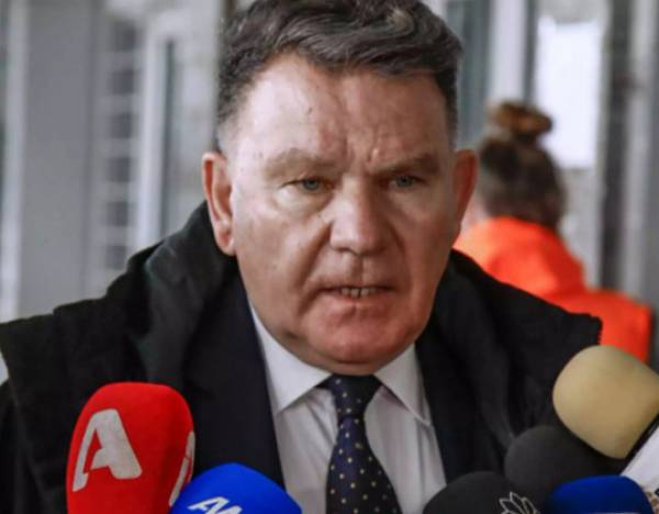 &Mu;ή&nu;&upsilon;&sigma;&eta; &kappa;&alpha;&iota; &alpha;&gamma;&omega;&gamma;ή &kappa;&alpha;&tau;ά &tau;&eta;&sigmaf; &sigma;&upsilon;&zeta;ύ&gamma;&omicron;&upsilon; &tau;&omicron;&upsilon; &Alpha;&pi;ό&sigma;&tau;&omicron;&lambda;&omicron;&upsilon; &Lambda;ύ&tau;&rho;&alpha; &kappa;&alpha;&tau;&alpha;&theta;έ&tau;&epsilon;&iota; &omicron; &Alpha;&lambda;έ&xi;&eta;&sigmaf; &Kappa;&omicron;ύ&gamma;&iota;&alpha;&sigmaf;