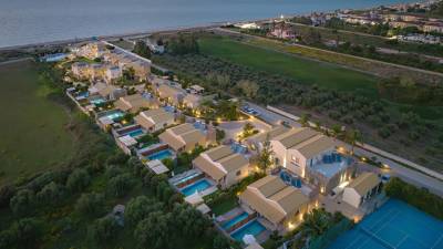 Mayor Hospitality Management: &Epsilon;&pi;&epsilon;&nu;&delta;ύ&sigma;&epsilon;&iota;&sigmaf; 20 &epsilon;&kappa;&alpha;&tau;. &epsilon;&upsilon;&rho;ώ &sigma;&tau;&eta;&nu; &Kappa;έ&rho;&kappa;&upsilon;&rho;&alpha;