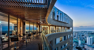 &Zeta;&eta;&mu;&iota;έ&sigmaf; &sigma;&tau;&omicron; &alpha;΄ &tau;&rho;ί&mu;&eta;&nu;&omicron; &gamma;&iota;&alpha; &tau;&eta;&nu; Hilton Worldwide Holdings